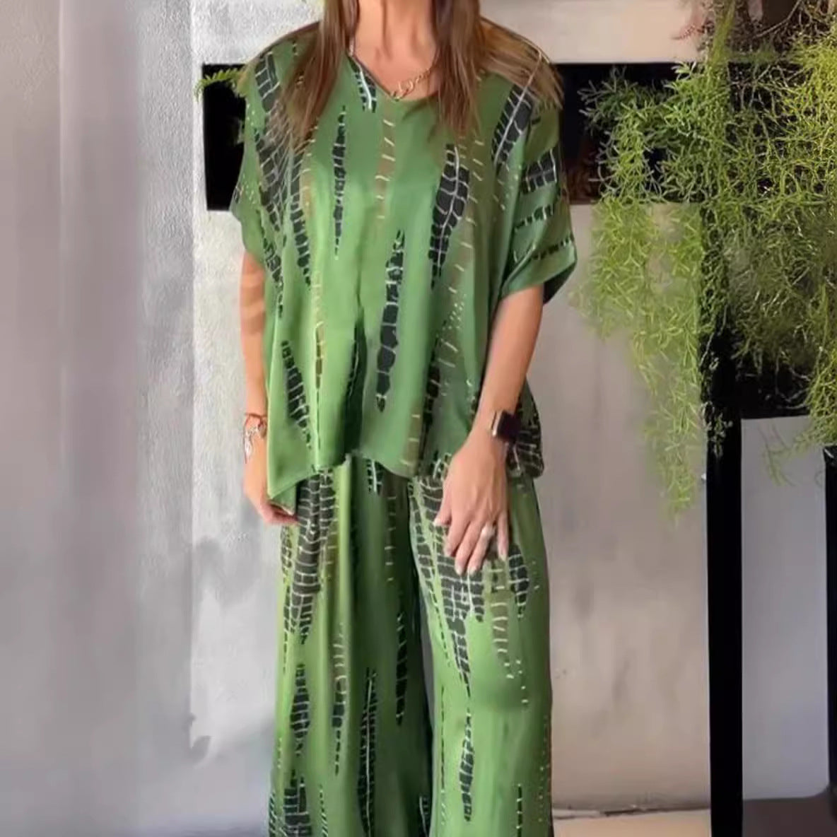 🎁Nuevo conjunto holgado de dos piezas de moda 2025