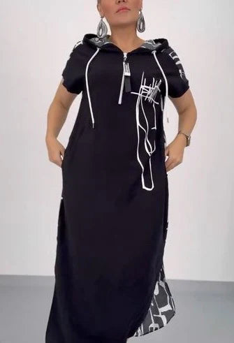 Langes stilvolles Kleid