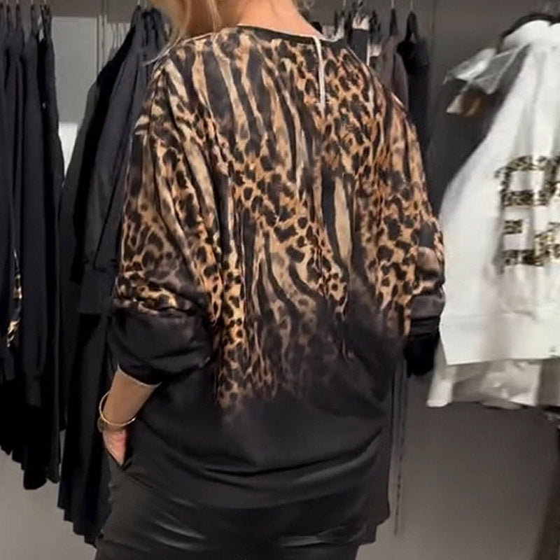 ✨Top informal holgado con cuello redondo y estampado de leopardo🐾