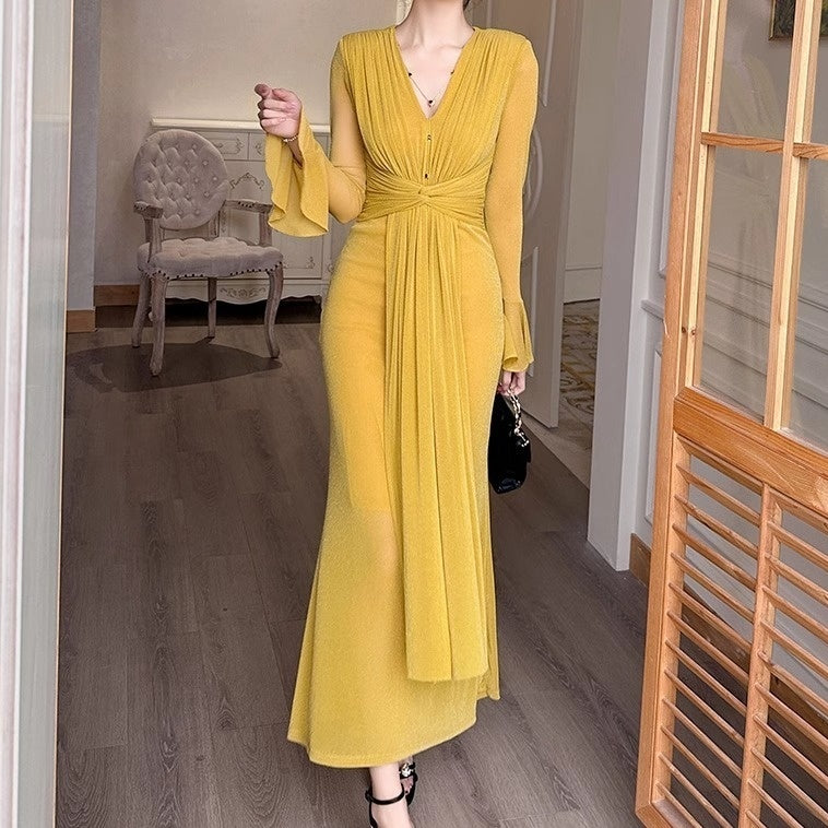 Vestido elegante de Fodycon Maxi con un cuello en V y ciego plisado