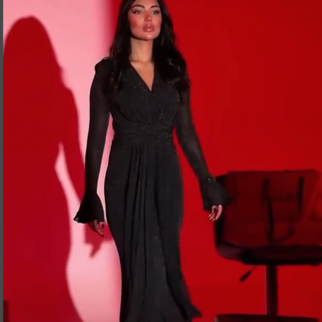 Vestido elegante de Fodycon Maxi con un cuello en V y ciego plisado
