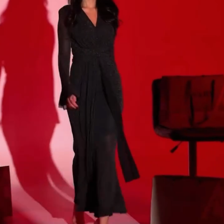 Vestido elegante de Fodycon Maxi con un cuello en V y ciego plisado