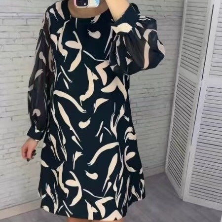 Vestido a largo plazo para mujeres con un corte suelto, escote circular y diseño de presión