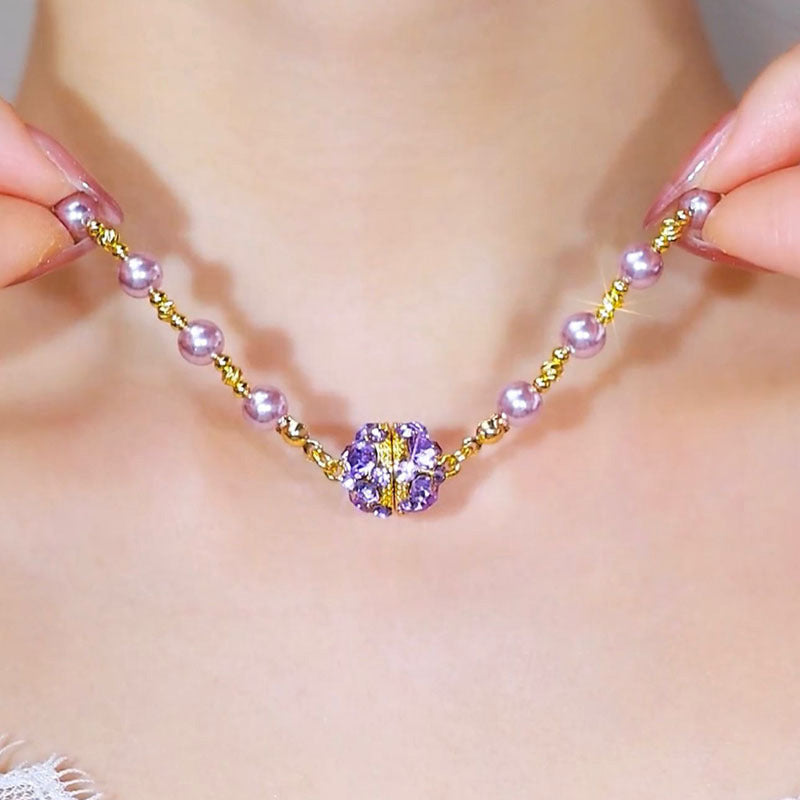 💕 Especial de San Valentín - 50% de descuento 💕Elegante collar de perlas de imitación con bola de diamantes de imitación magnéticos brillantes.