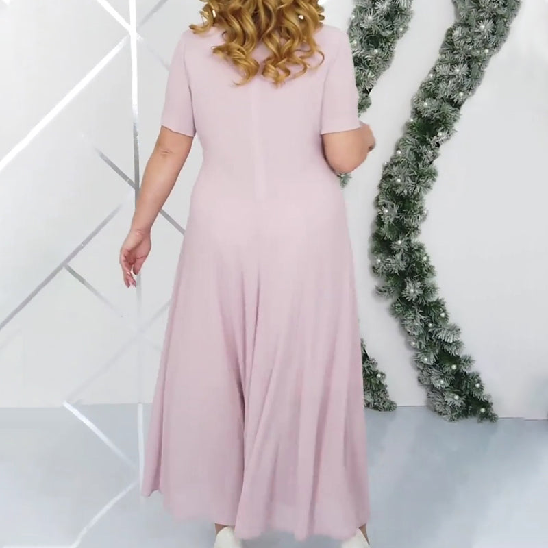Vestido colocado en tamaños grandes con flip bordado