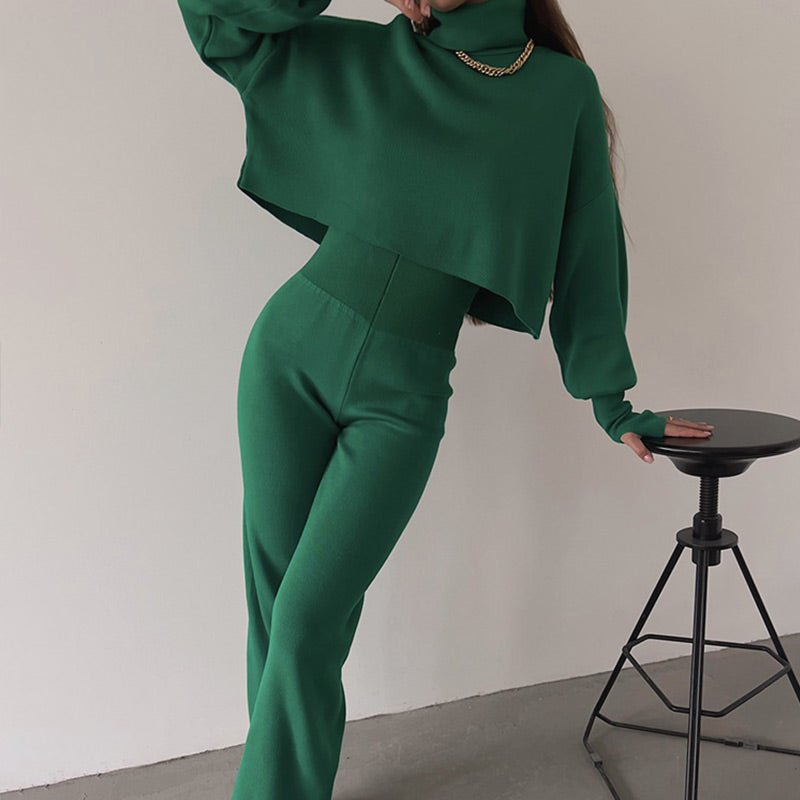 Atuendo de damas con tapa de recorte de cuello alto de manga larga y pantalones