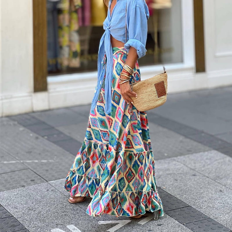 Falda de media longitud con estampado de vacaciones de verano