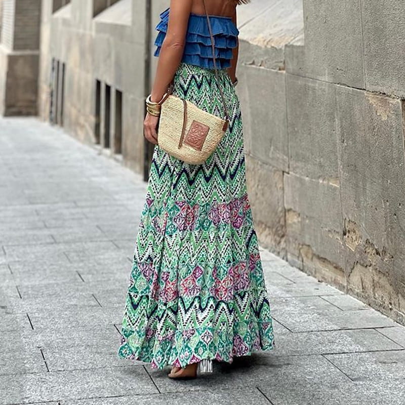 Falda de media longitud con estampado de vacaciones de verano