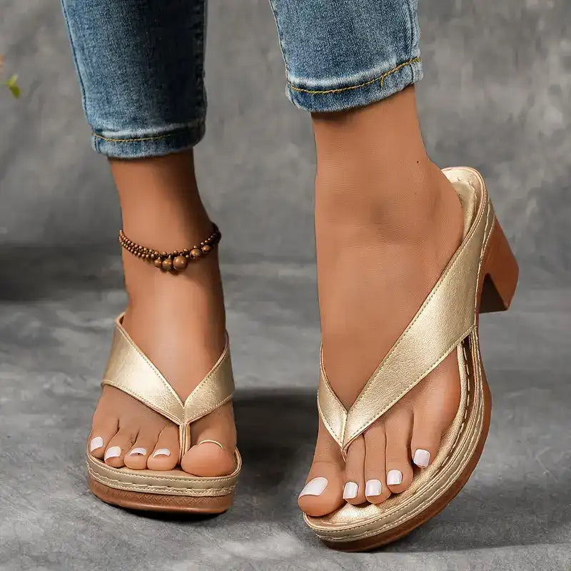 Chanclas de mujer con tacón grueso para verano🌧️🌷Suela suave y antideslizante.