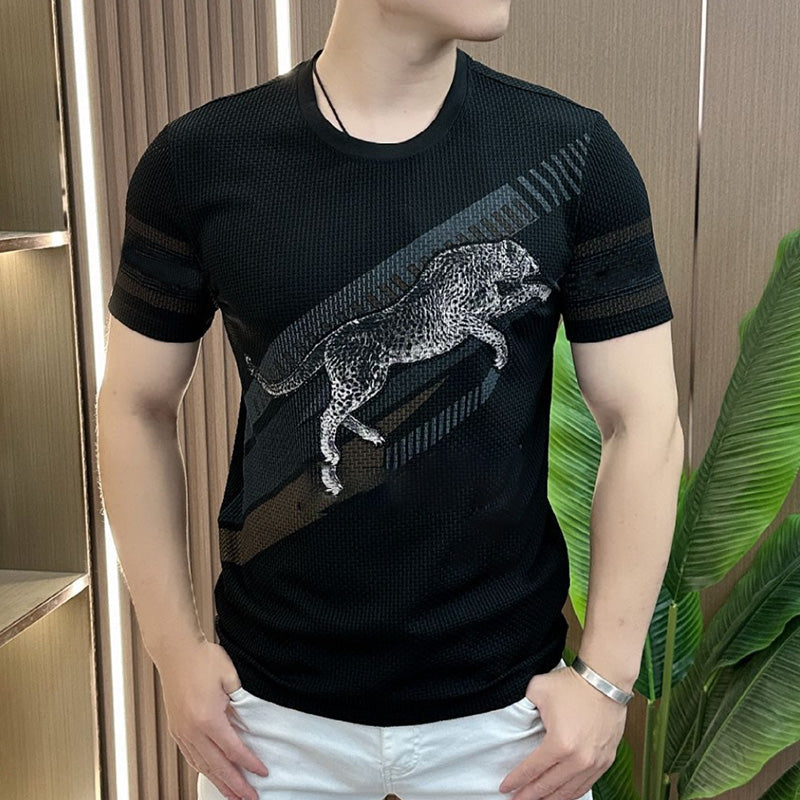 ⏳ Begrenzte Zeit 50% Rabatt 💥Bedrucktes Kurzarm-T-Shirt mit Rundhalsausschnitt für Männer(Je mehr Sie kaufen, desto höher der Rabatt)