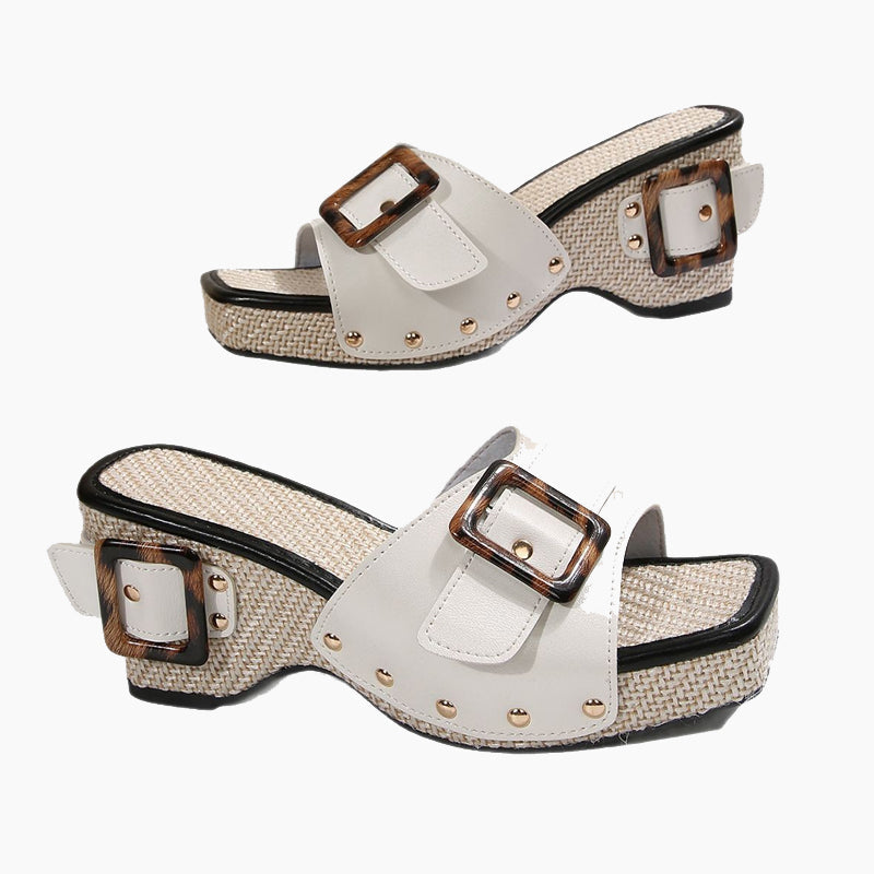 2025 Sommeraktion🩴✨Damen Keilsandaletten mit Nietenriemen✨💥💥Befristetes Angebot: 75% Rabatt auf Bestellungen