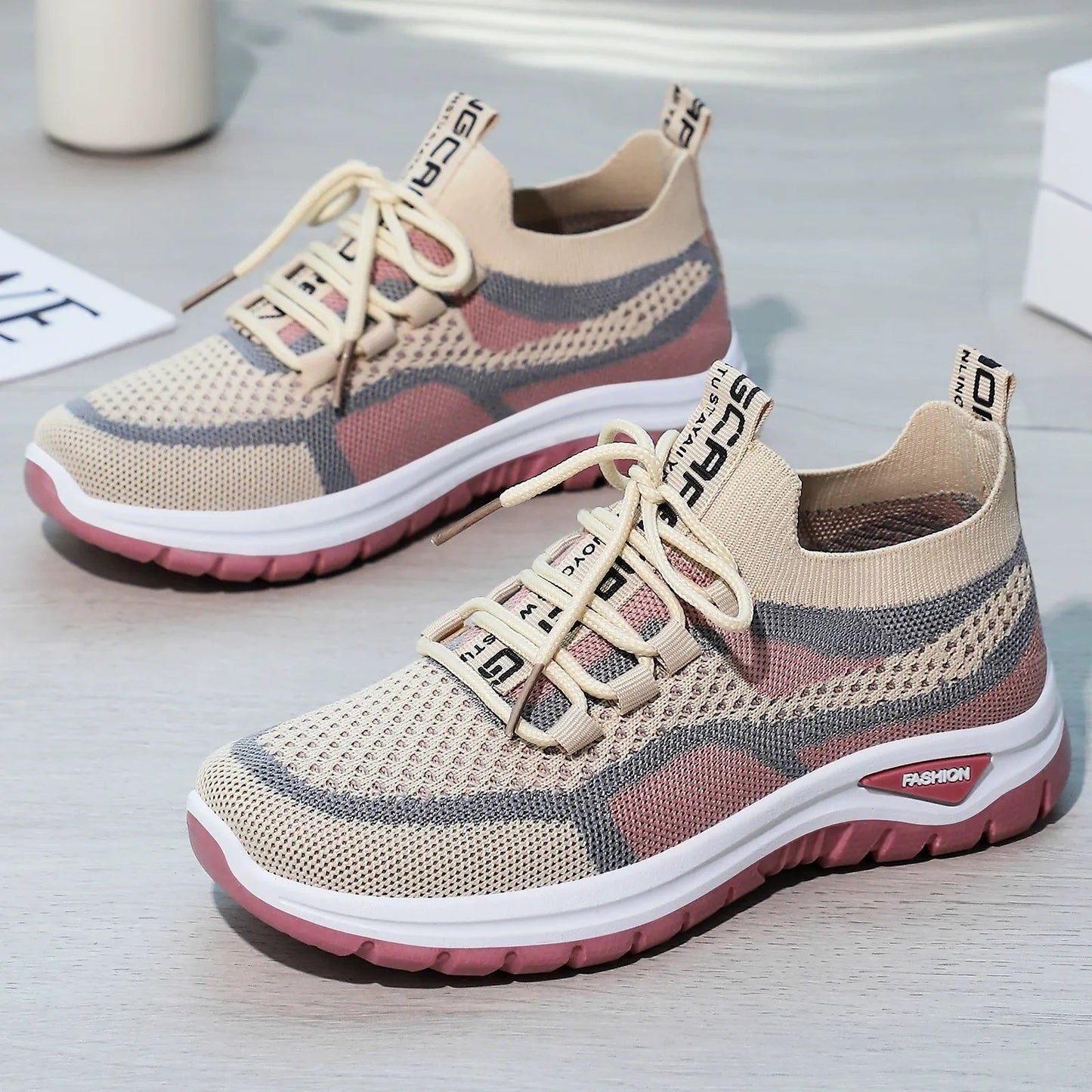 Lässige Schnür-Laufschuhe für Damen