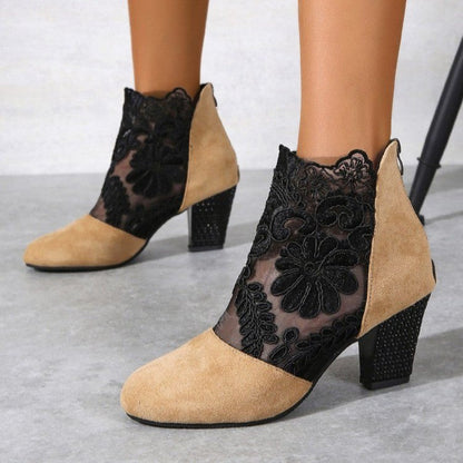 Elegantes tacones altos de mujer con suela suave y encaje.💖🌤️