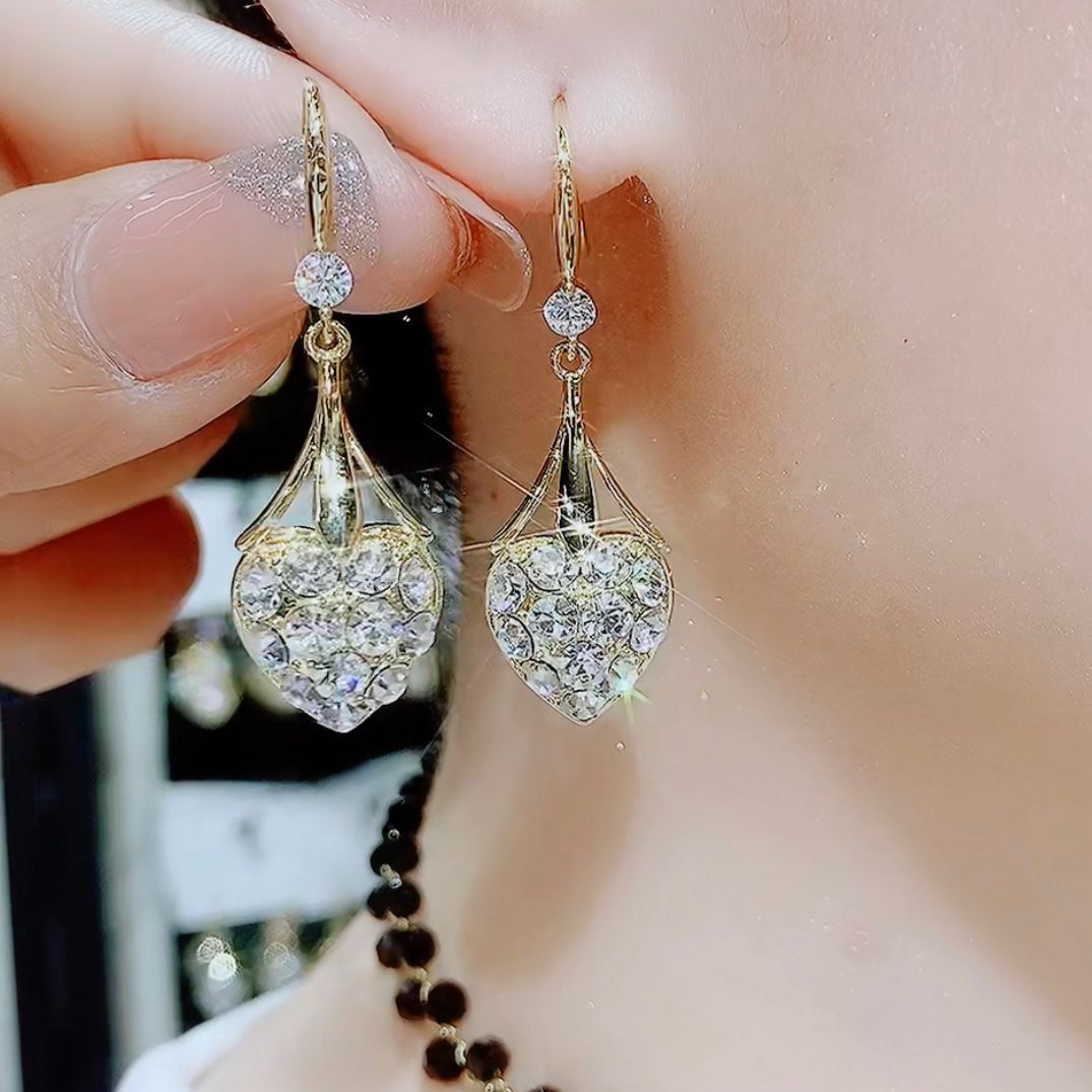 💕 Valentinstags-Special - 50% Rabatt 💕Neue Volldiamant-Herz-Ohrringe