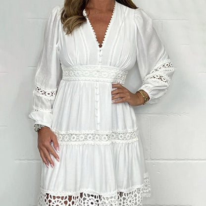 Vestido vintage con una punta ahuecada y cuello en V para mujeres