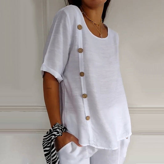 Blusa de mujer con cuello redondo y botones laterales.💖