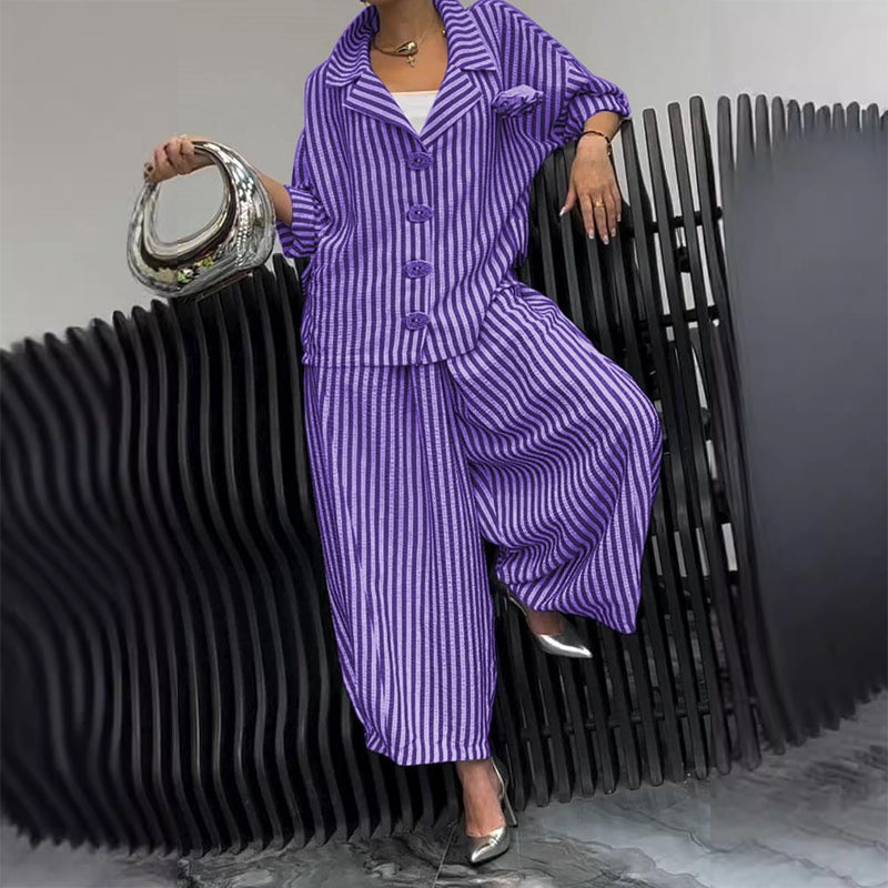 2-teiliges Set mit Jacke mit gestreiftem Revers und Hose mit weitem Bein