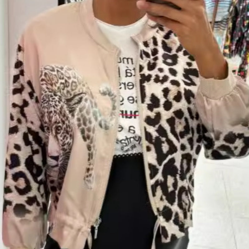 Bomberjacke mit Leopardenmuster, Reißverschluss und Kordelzug am Saum
