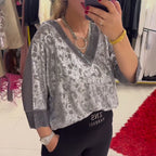 Stilvolle Damenbluse mit V-Ausschnitt