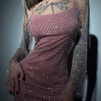 Damenkleid mit Strass und durchsichtigem Überwurf