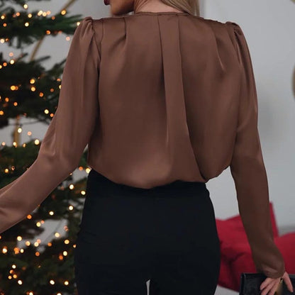 🔥Gran venta 50% de descuento🔥Blusa de satén de lujo con escote en V y detalle de rosa para mujer