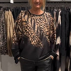 ✨Casual Loose Round Neck Leopard Print Top🐾
