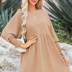 Kleid mit Rundhalsausschnitt und 3/4-Ärmeln