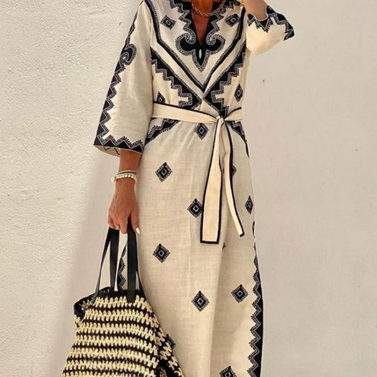 Vestido boho de damas con patrón de geometría de etno, cuello en V y cinturón