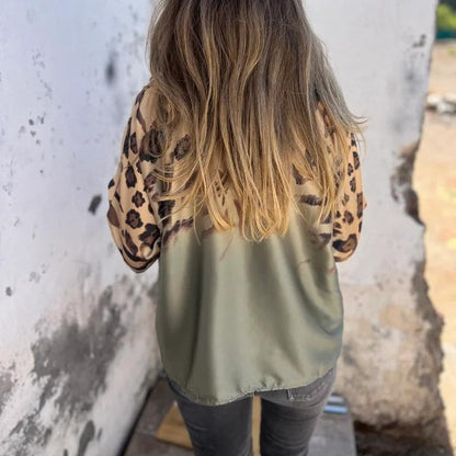 Botón camisa con patrón de leopardo para mujeres