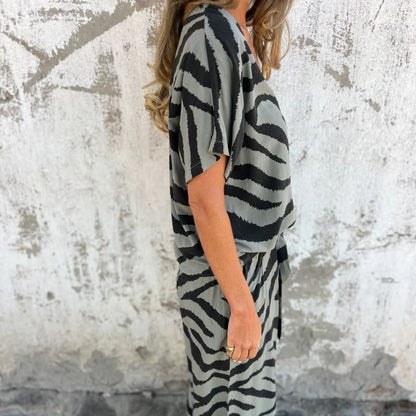✨¿Qué me pongo mañana?✨ Conjunto de dos piezas de top y pantalón con estampado de cebra y cuello en V para mujer