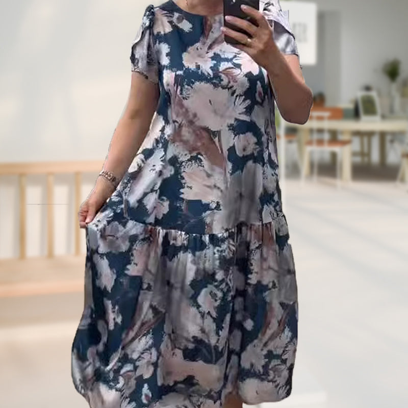 Vestido corta de escote circular suelto con patrón de flores