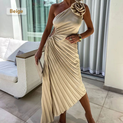 64% de descuento 💥Vestido plisado asimétrico con escote inclinado