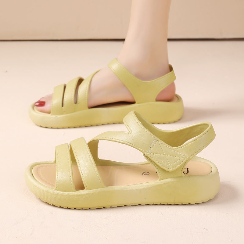 Leichte, flache Sandalen für Frauen👡