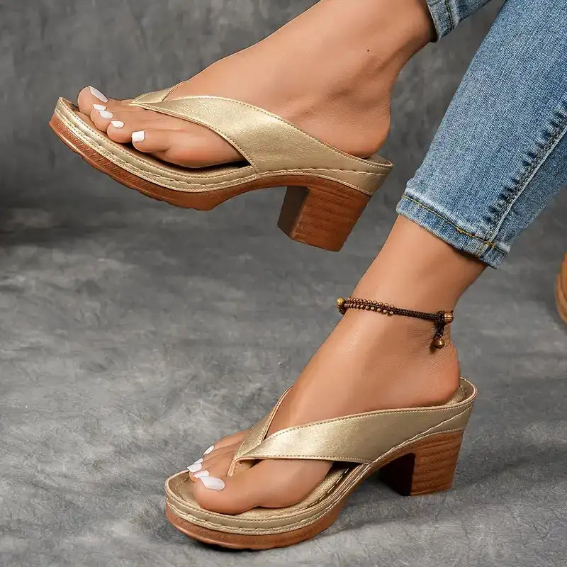 Chanclas de mujer con tacón grueso para verano🌧️🌷Suela suave y antideslizante.