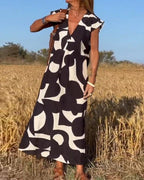Lässiges Damenkleid mit geometrischen Farbblöcken