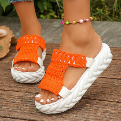 Zapatillas tejidas gruesas en colores brillantes