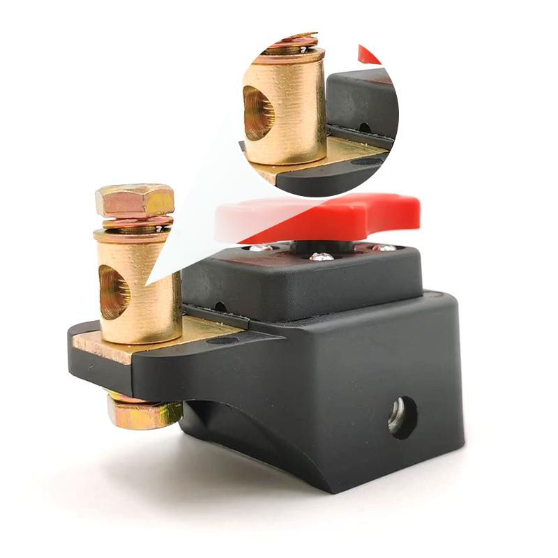 Separador universal para baterías de automóvil con 12–24 V