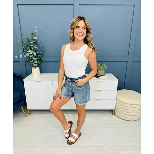 👖⏳Ausgefranster Saum, Abgeschnittene Jeansshorts Mit Hohem Aufstieg💥💥Befristetes Angebot: 50% Rabatt auf Bestellungen