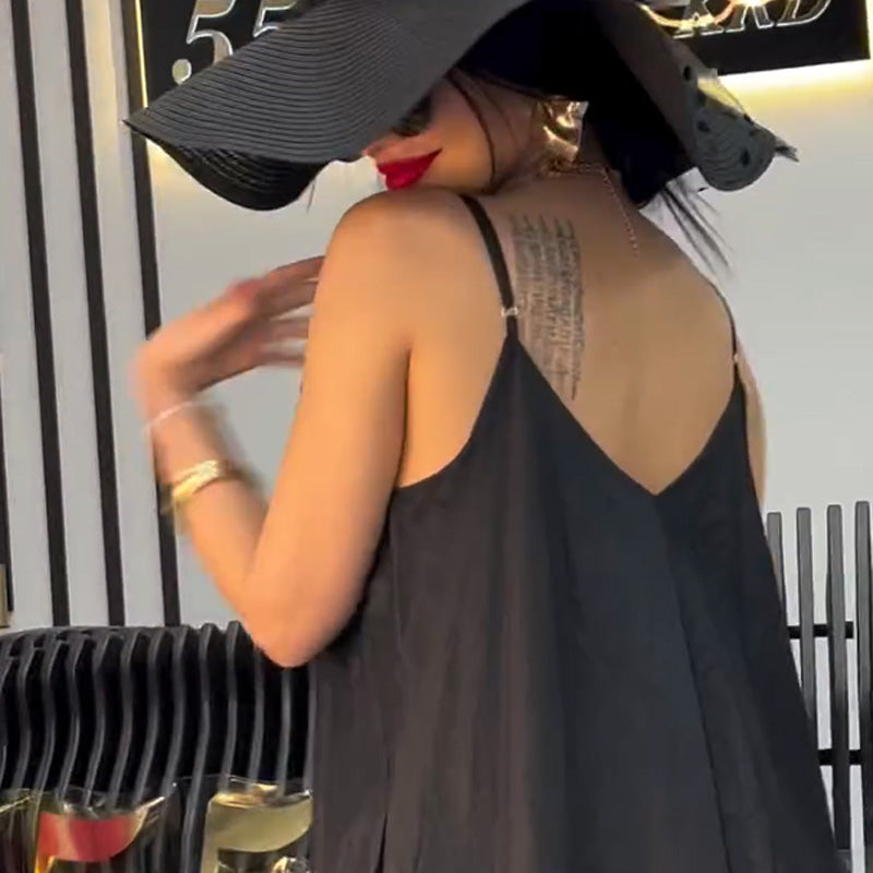 Maxikleid mit Spaghettiträgern in Schwarz