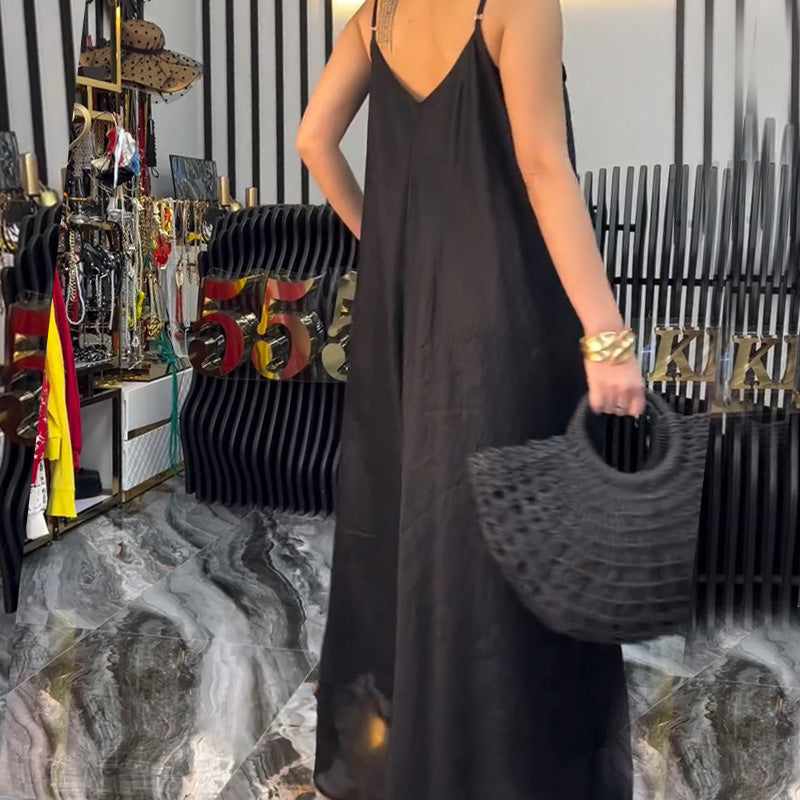 Maxikleid mit Spaghettiträgern in Schwarz