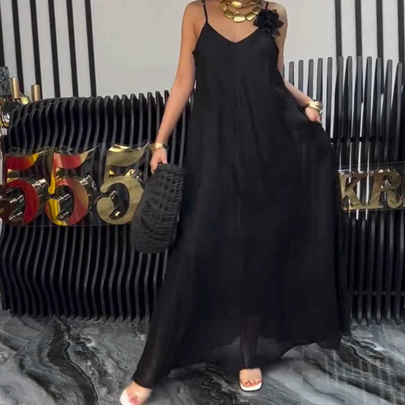 Maxikleid mit Spaghettiträgern in Schwarz