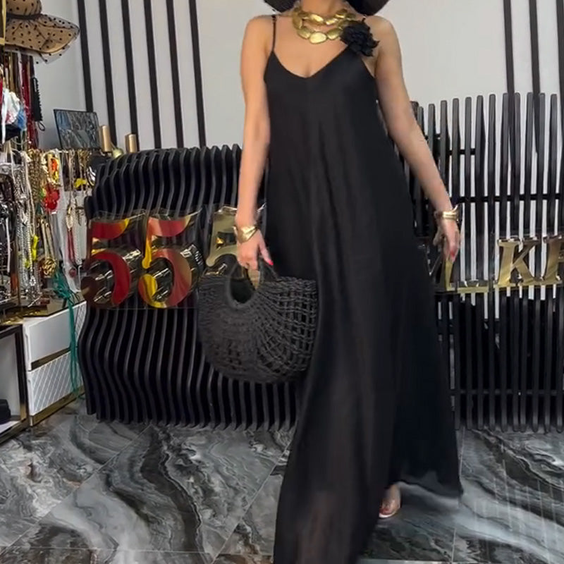 Maxikleid mit Spaghettiträgern in Schwarz