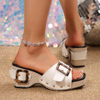 2025 Sommeraktion🩴✨Damen Keilsandaletten mit Nietenriemen✨💥💥Befristetes Angebot: 75% Rabatt auf Bestellungen