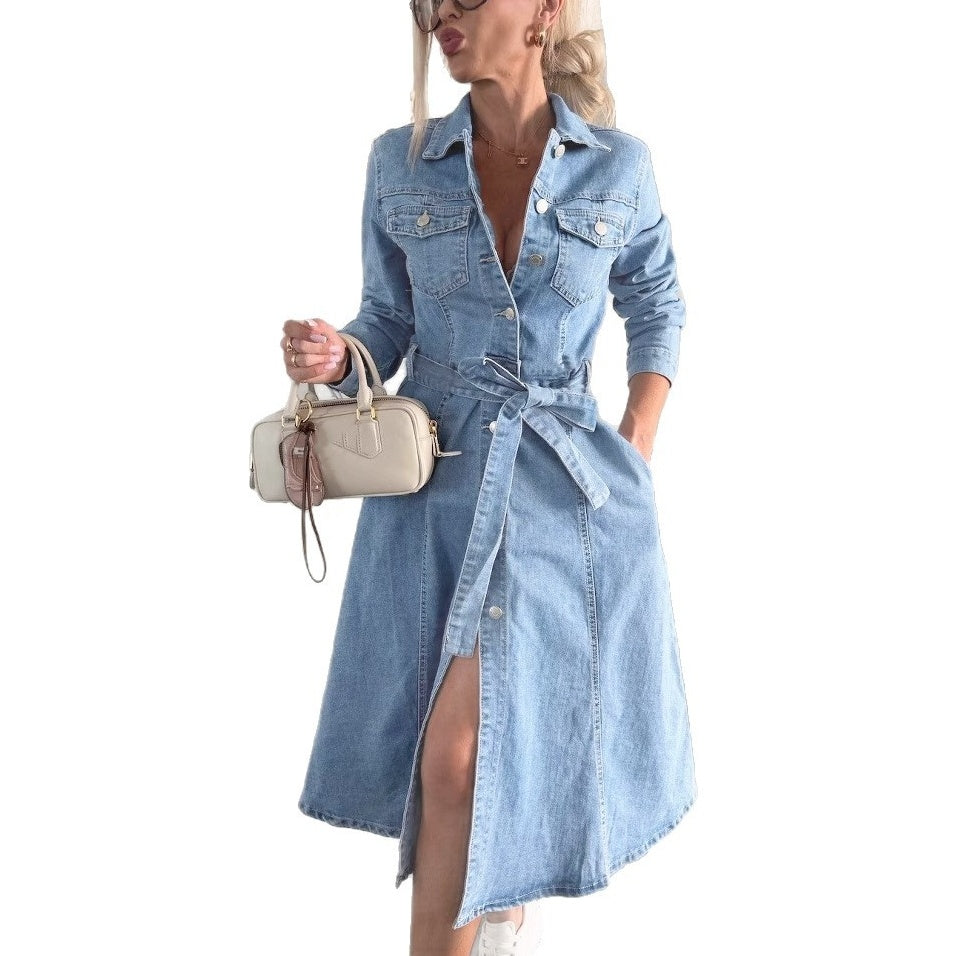Vestido de jean para mujeres con una barra de botones y mangas largas