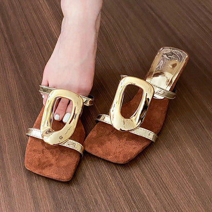 🔥 Sandalias retro con punta cuadrada y detalles recortados: ¡ahorra 30 € ahora!