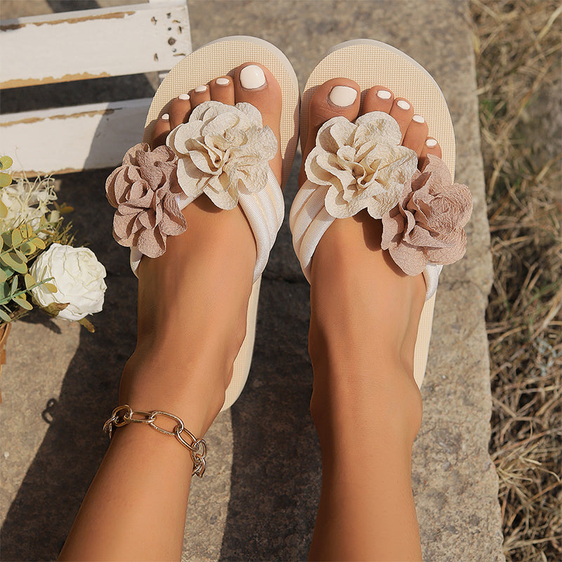 Sandalias de playa que no son de ventas para mujeres con detalles florales