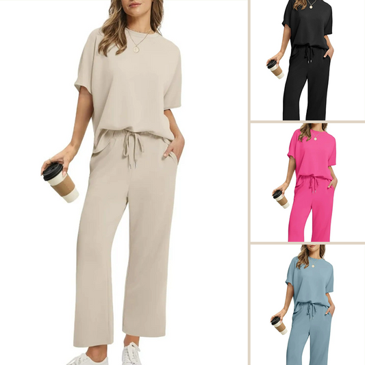 Conjunto suave e informal de top y pantalones para mujeres