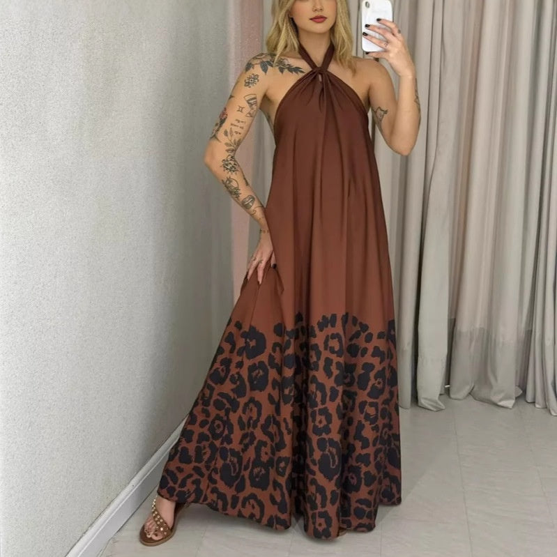 Vestido para mujeres con un escote del cuello y un patrón de flores - Midi Longitud para el verano y las vacaciones