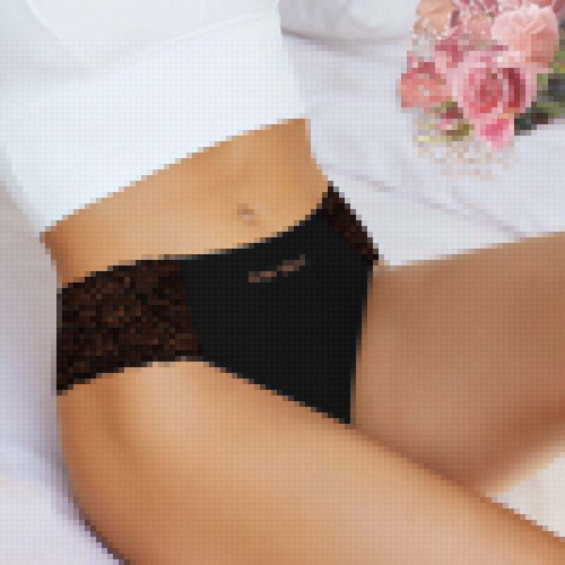 Atmungsaktiver Slip für Damen mit Buchstabenmuster und Spitzenbesatz