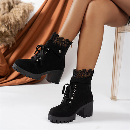 Damen-Stiefeletten mit dickem Absatz und Spitze